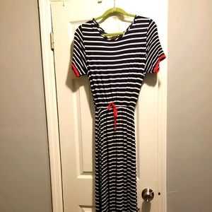 NWT  Daisy Island short sleeve striped summer dress